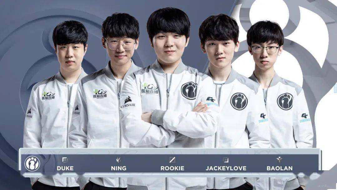 到中场的衔 到中场的衔