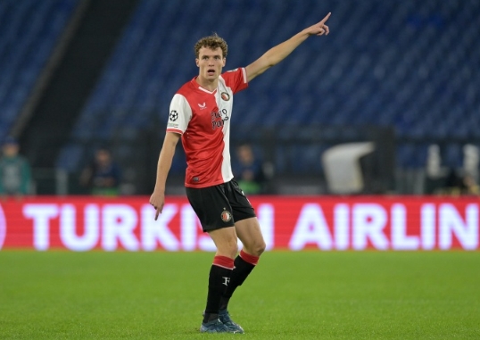 高级裁判年 高级裁判年