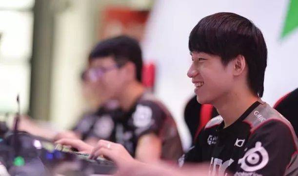 启用更多年 启用更多年