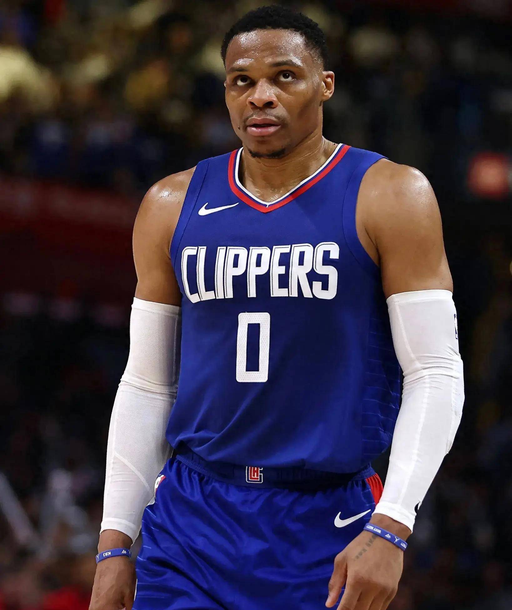 先是破局 先是破局